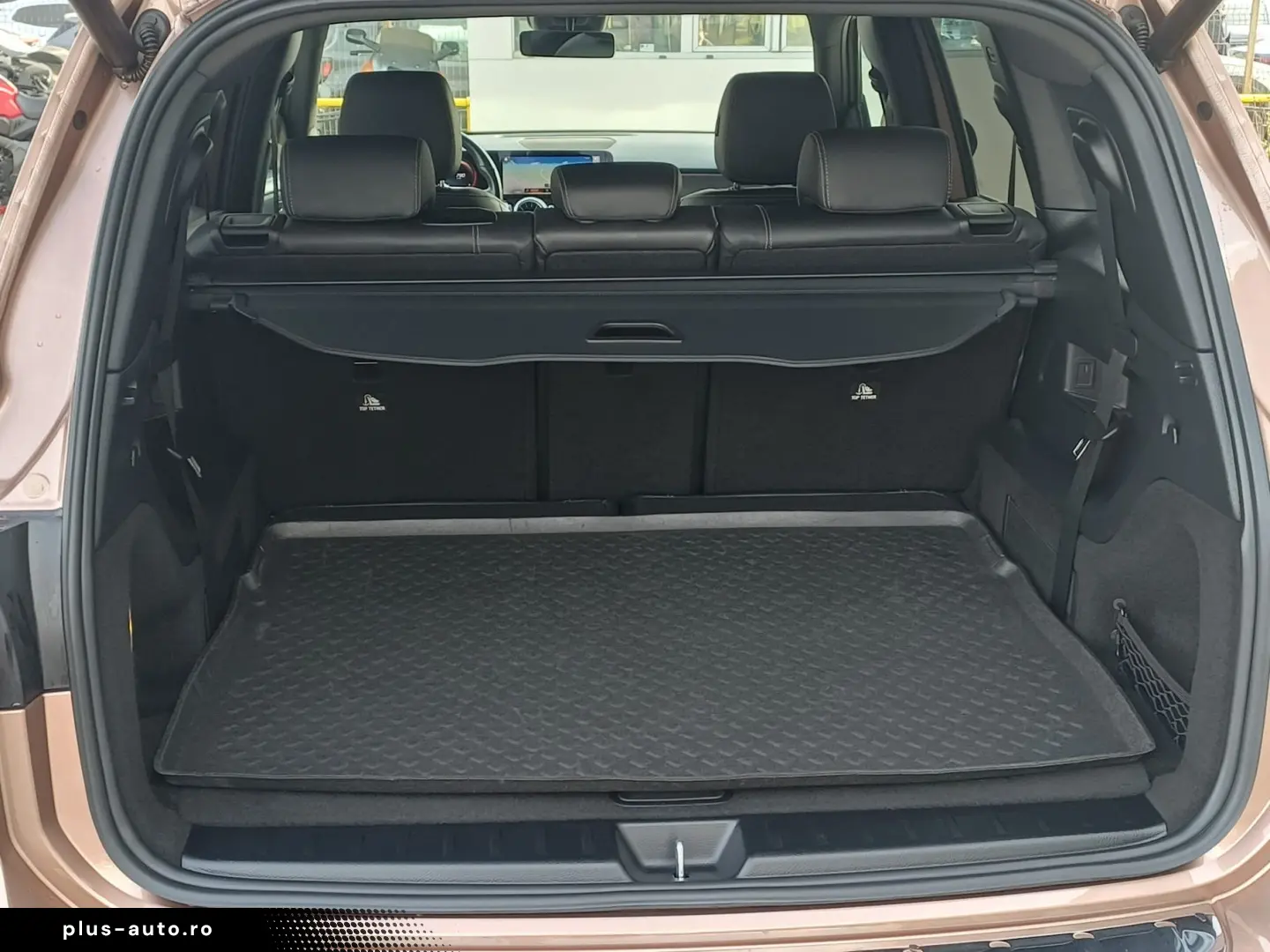 MERCEDES-BENZ GLB 200 1.3 benzina 163CP 7 locuri