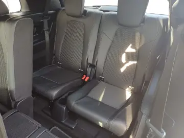 MERCEDES-BENZ GLB 200 1.3 benzina 163CP 7 locuri