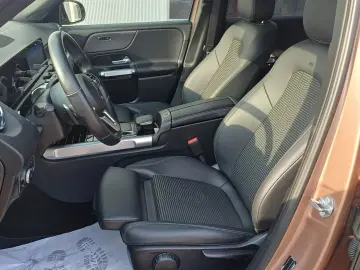 MERCEDES-BENZ GLB 200 1.3 benzina 163CP 7 locuri