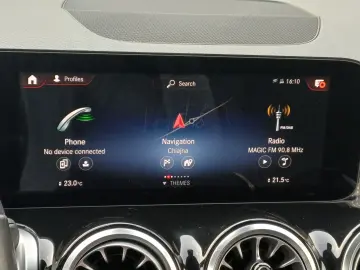 MERCEDES-BENZ GLB 200 1.3 benzina 163CP 7 locuri