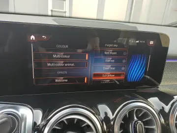 MERCEDES-BENZ GLB 200 1.3 benzina 163CP 7 locuri