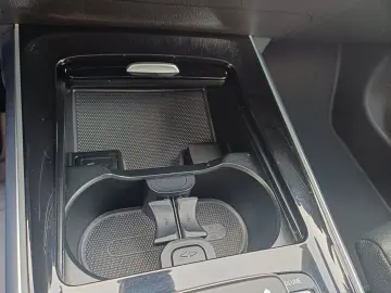 MERCEDES-BENZ GLB 200 1.3 benzina 163CP 7 locuri