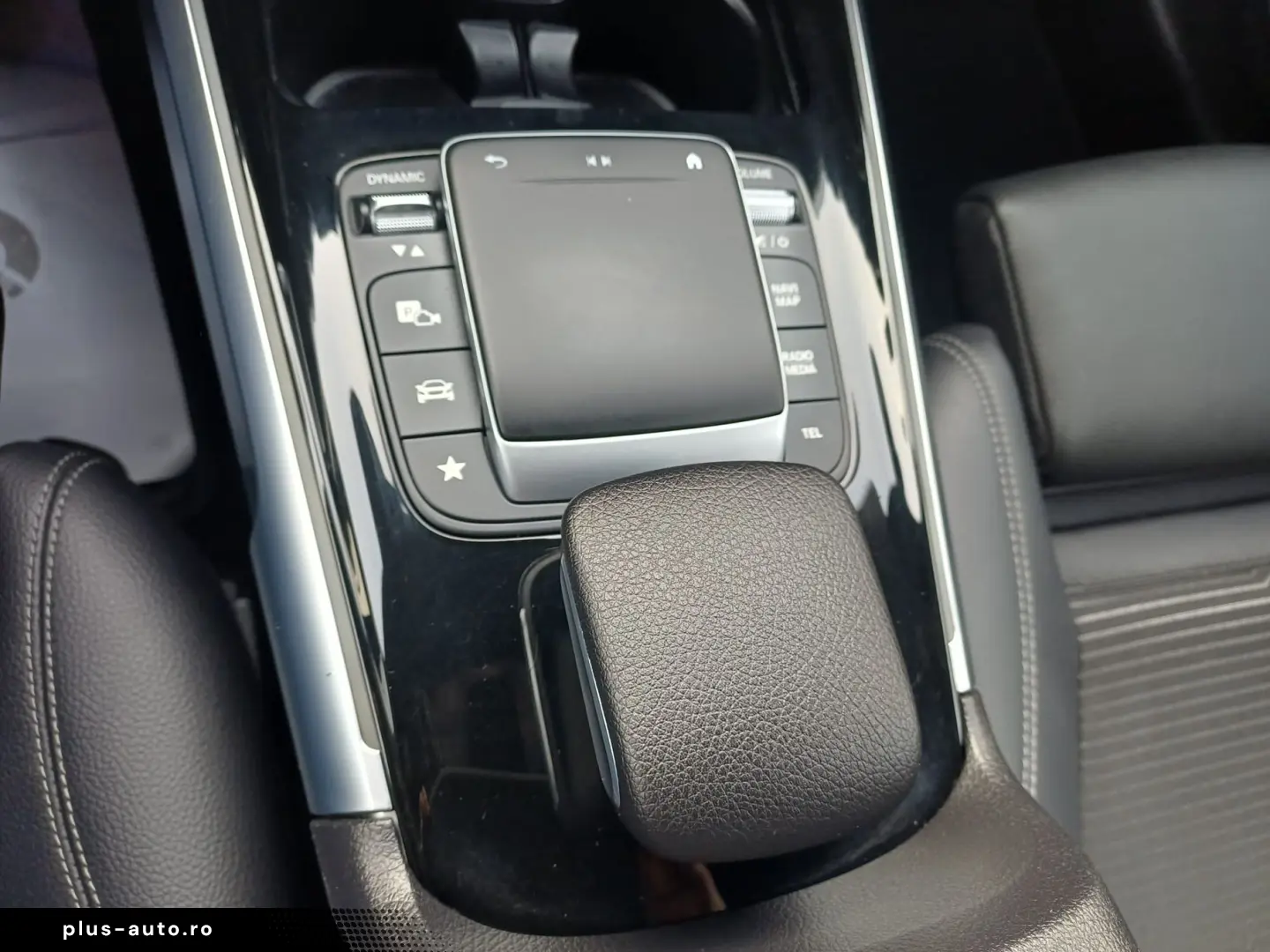 MERCEDES-BENZ GLB 200 1.3 benzina 163CP 7 locuri