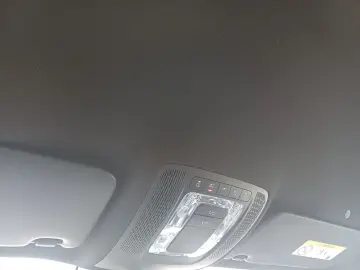 MERCEDES-BENZ GLB 200 1.3 benzina 163CP 7 locuri