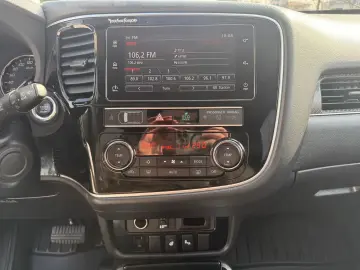 Mitsubishi Outlander 2.0L Instyle 150 CP