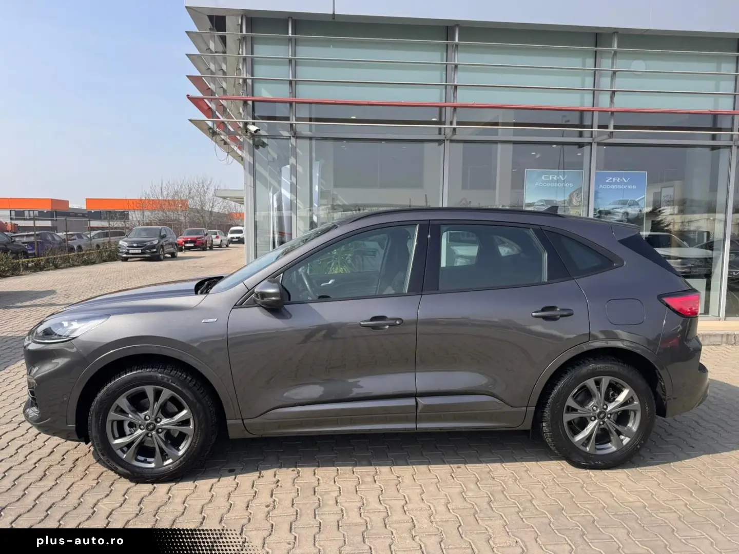 FORD Kuga 2.5 Duratec FHEV AWD ST-Line