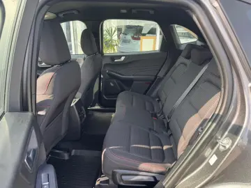 FORD Kuga 2.5 Duratec FHEV AWD ST-Line