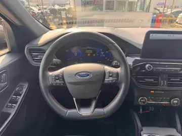 FORD Kuga 2.5 Duratec FHEV AWD ST-Line