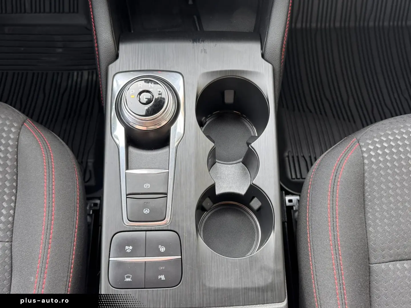 FORD Kuga 2.5 Duratec FHEV AWD ST-Line