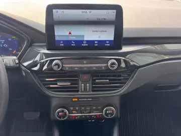 FORD Kuga 2.5 Duratec FHEV AWD ST-Line