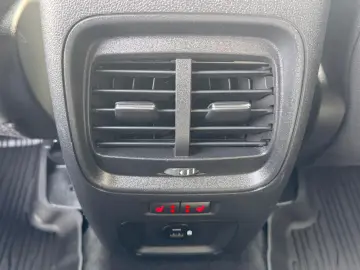 FORD Kuga 2.5 Duratec FHEV AWD ST-Line