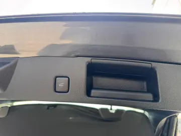 FORD Kuga 2.5 Duratec FHEV AWD ST-Line