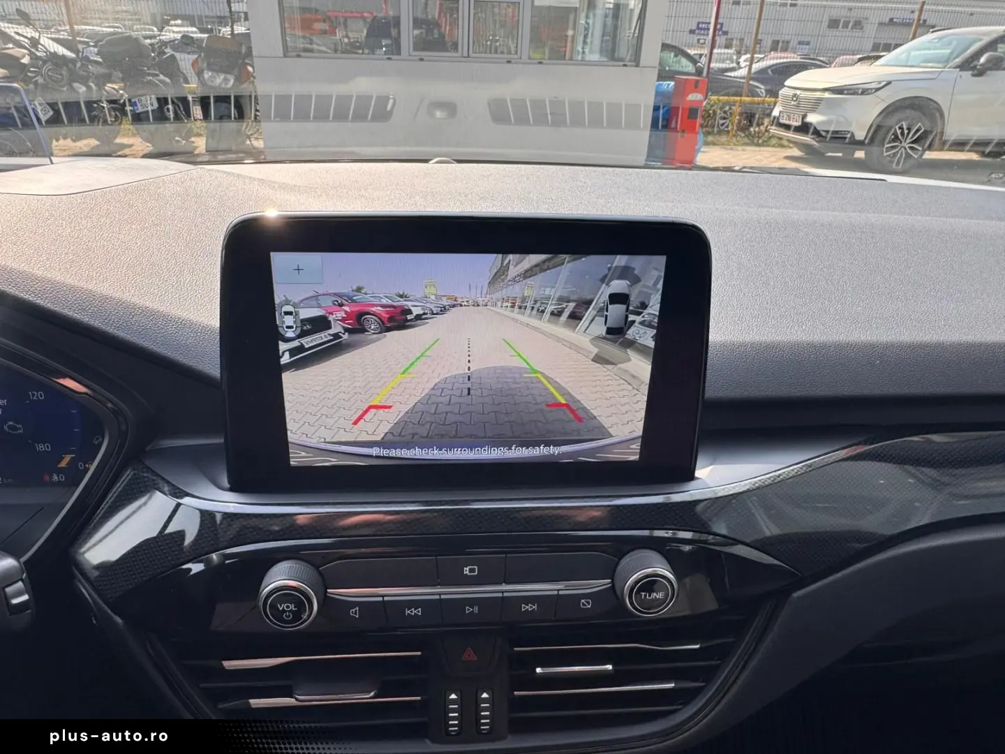 FORD Kuga 2.5 Duratec FHEV AWD ST-Line