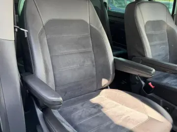 Volkswagen Multivan Gen-T6-2016