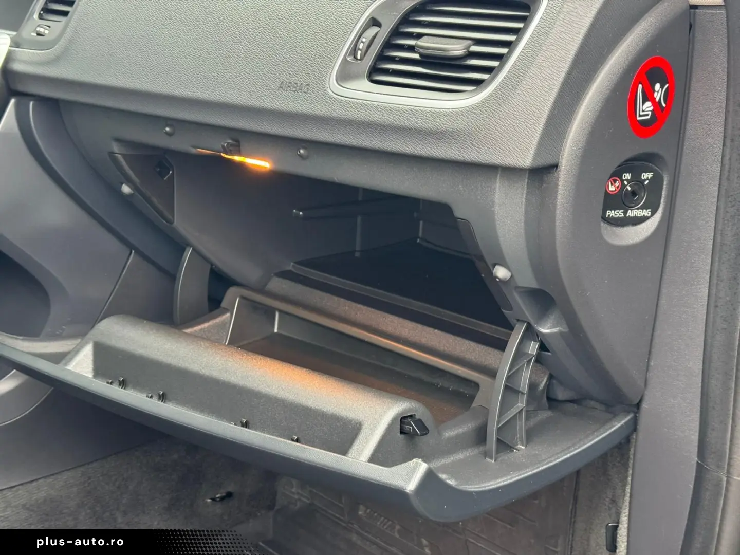 Volvo S60 Gen-Ii-2010-2018