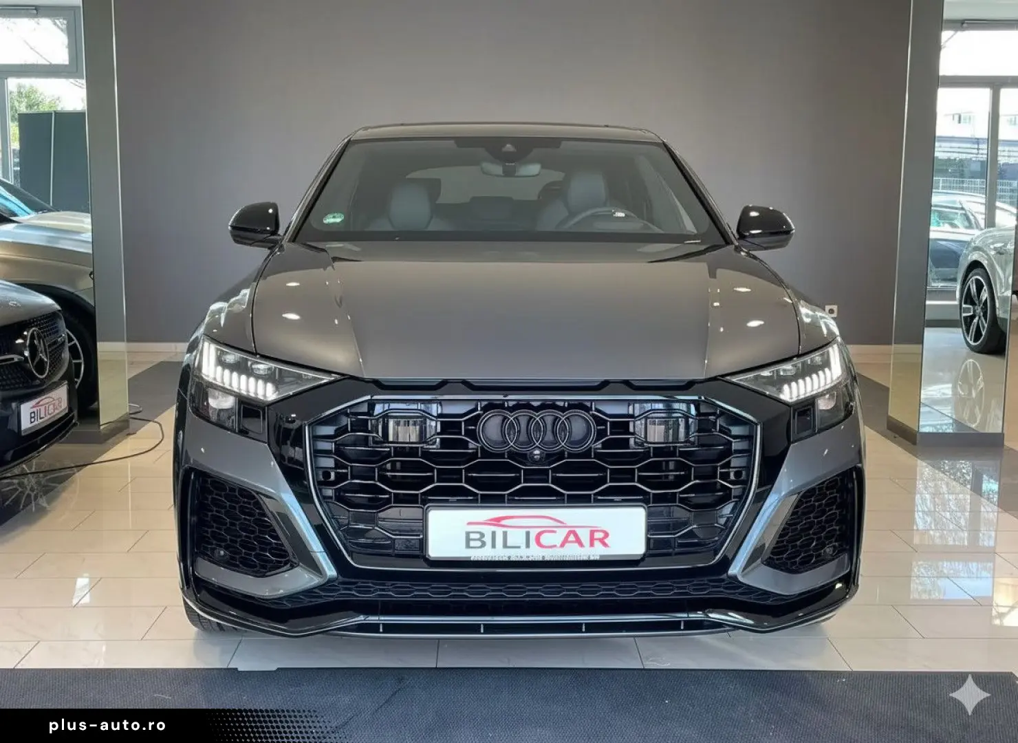 AUDI RSQ8 4.0TFSI quattro4M  V8 PANO B&O HUD