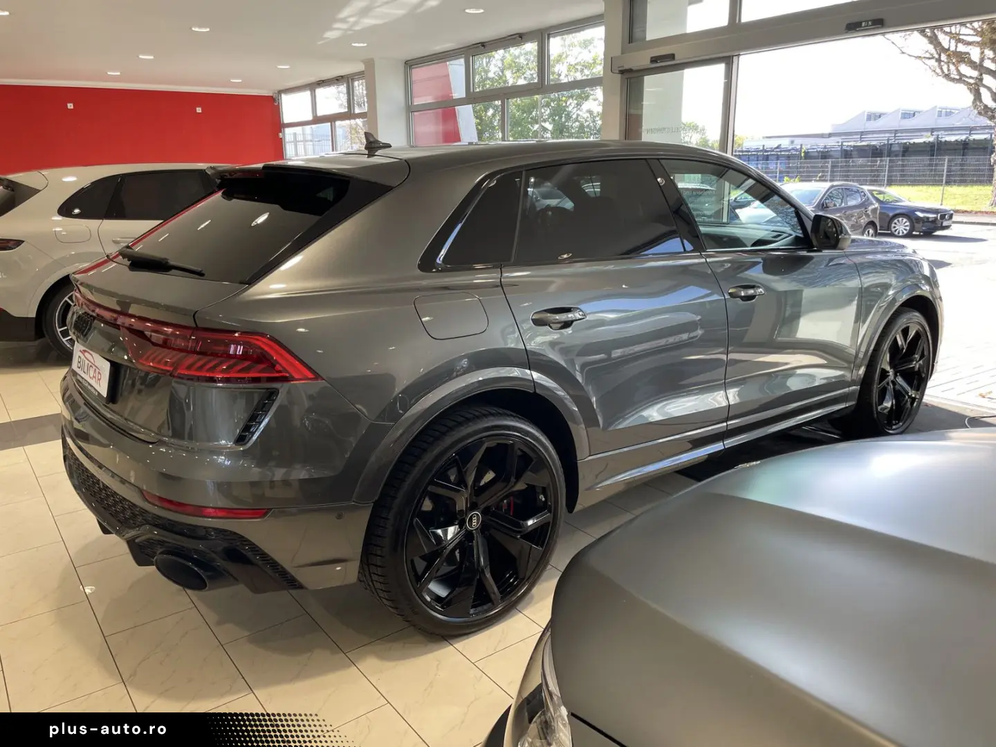 AUDI RSQ8 4.0TFSI quattro4M  V8 PANO B&O HUD