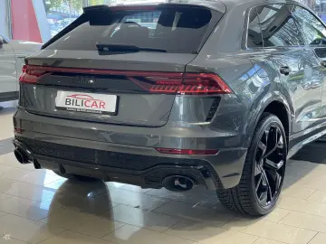 AUDI RSQ8 4.0TFSI quattro4M  V8 PANO B&O HUD