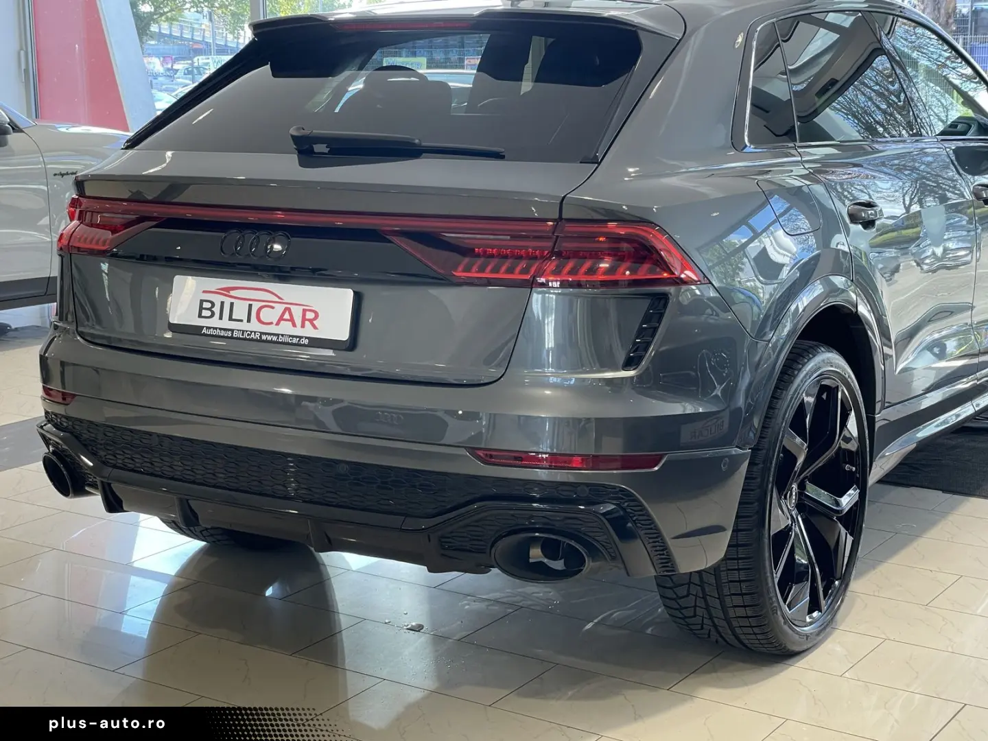 AUDI RSQ8 4.0TFSI quattro4M  V8 PANO B&O HUD