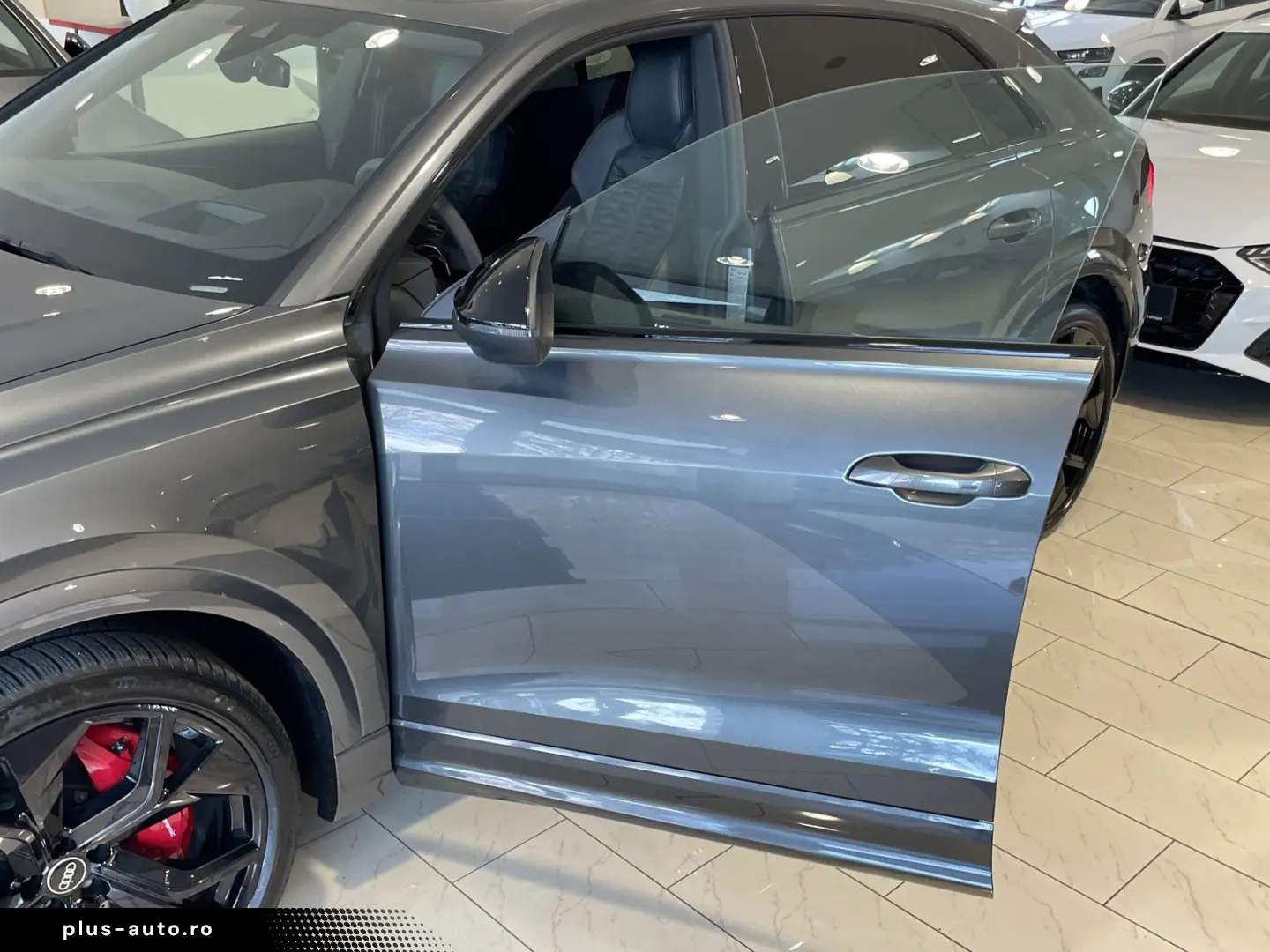 AUDI RSQ8 4.0TFSI quattro4M  V8 PANO B&O HUD