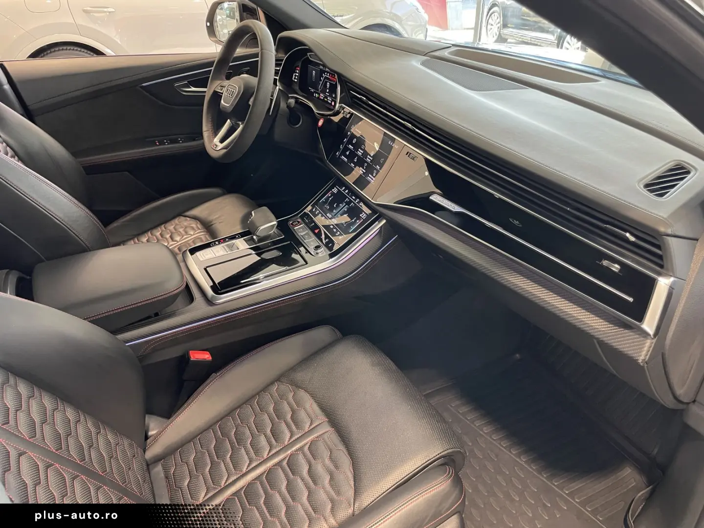 AUDI RSQ8 4.0TFSI quattro4M  V8 PANO B&O HUD