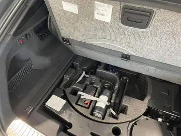 AUDI RSQ8 4.0TFSI quattro4M  V8 PANO B&O HUD