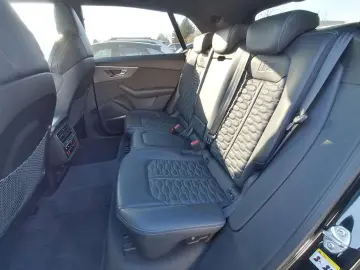 AUDI RS Q8 4.0 TFSI quattro PANO MATRIX STANDHZG AHK