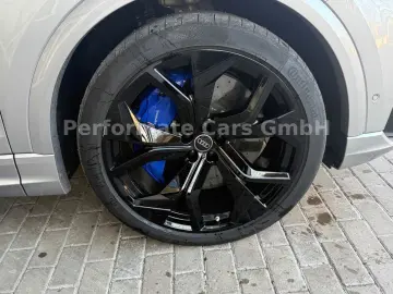 AUDI RSQ8 4.0 TFSI Quattro   Voll   Keramic   NP 186k