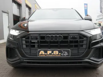 AUDI Q8 55 quattro competition-plus 2x S-Line Matrix