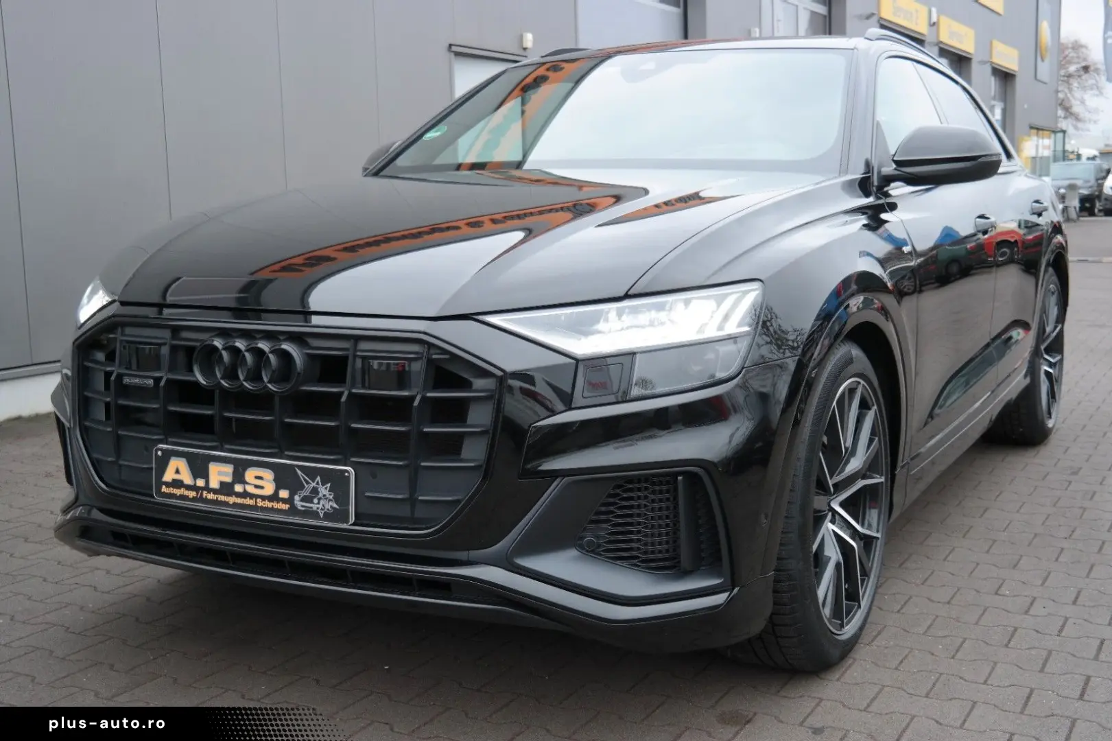 AUDI Q8 55 quattro competition-plus 2x S-Line Matrix