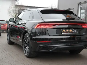 AUDI Q8 55 quattro competition-plus 2x S-Line Matrix