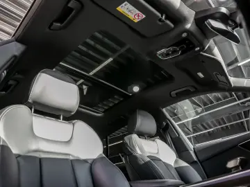 AUDI Q8 55 TFSI quattro S line Panorama AirSus B&O