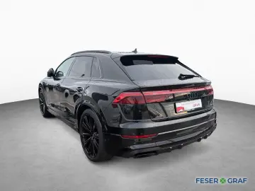 AUDI Q8 50 TDI qu. tiptr. - S line - PANO - AHK - B&O