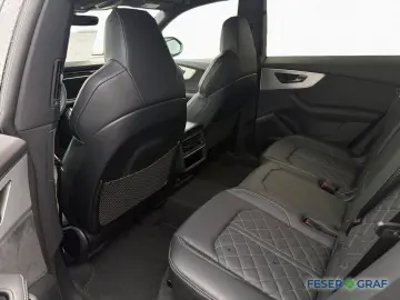 AUDI Q8 50 TDI qu. tiptr. - S line - PANO - AHK - B&O