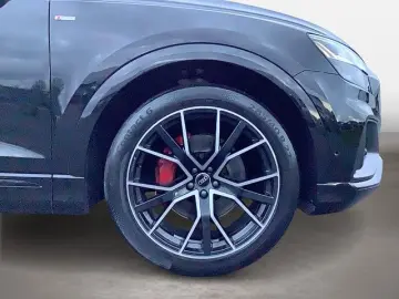 AUDI Q8 50TDI quattro HD Matrix LED Scheinwerfer  Nav