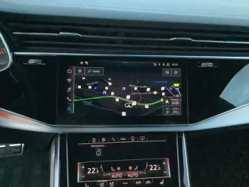 AUDI Q8 50TDI quattro HD Matrix LED Scheinwerfer  Nav