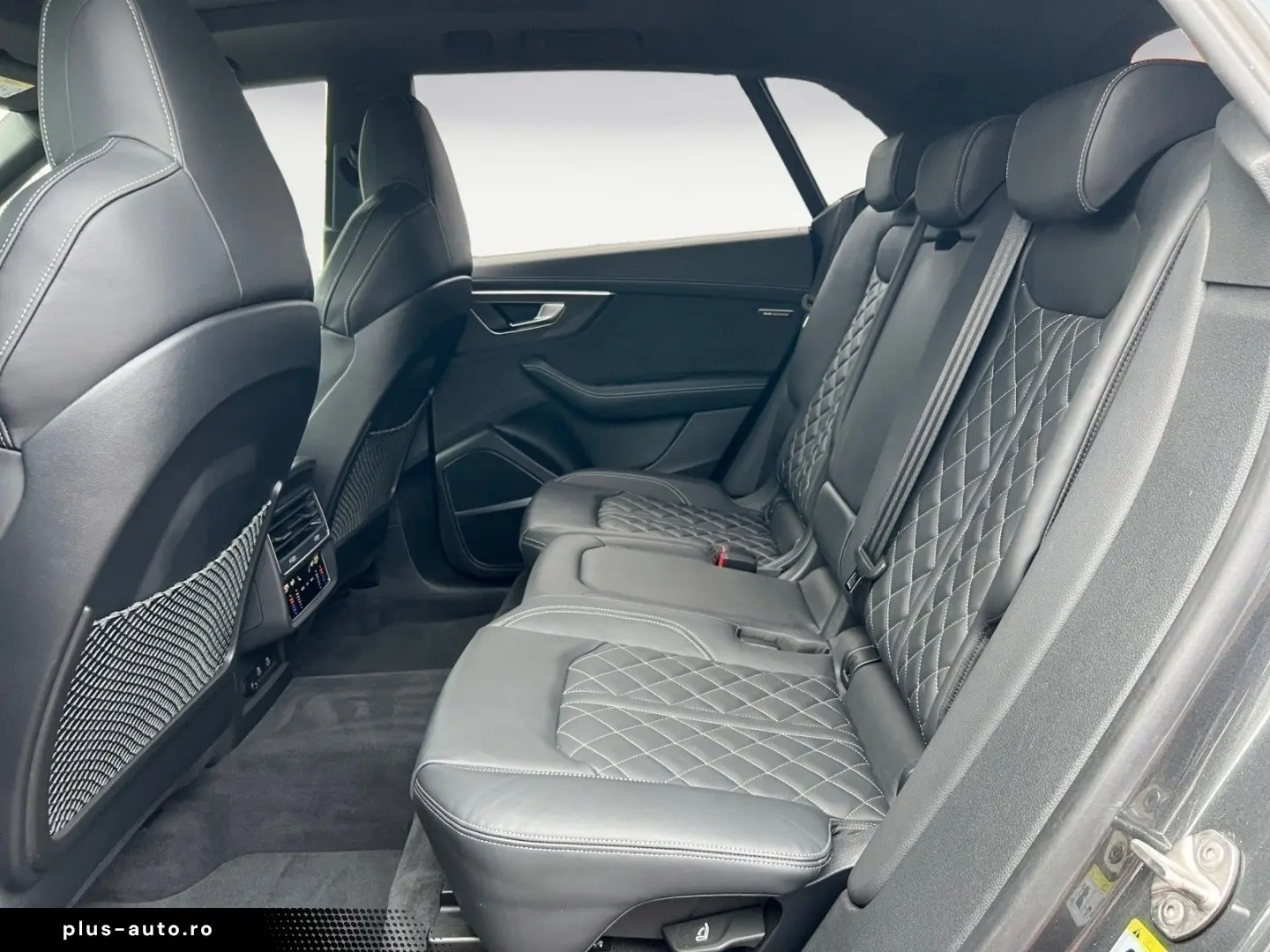 AUDI Q8 50 TDI quattro competition plus HD-Matrix AHK