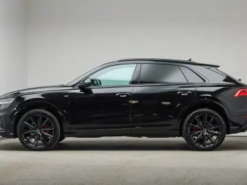 AUDI Q8 50 TDI 3 x S line AHK  Pano  Assist  HUD  B&O