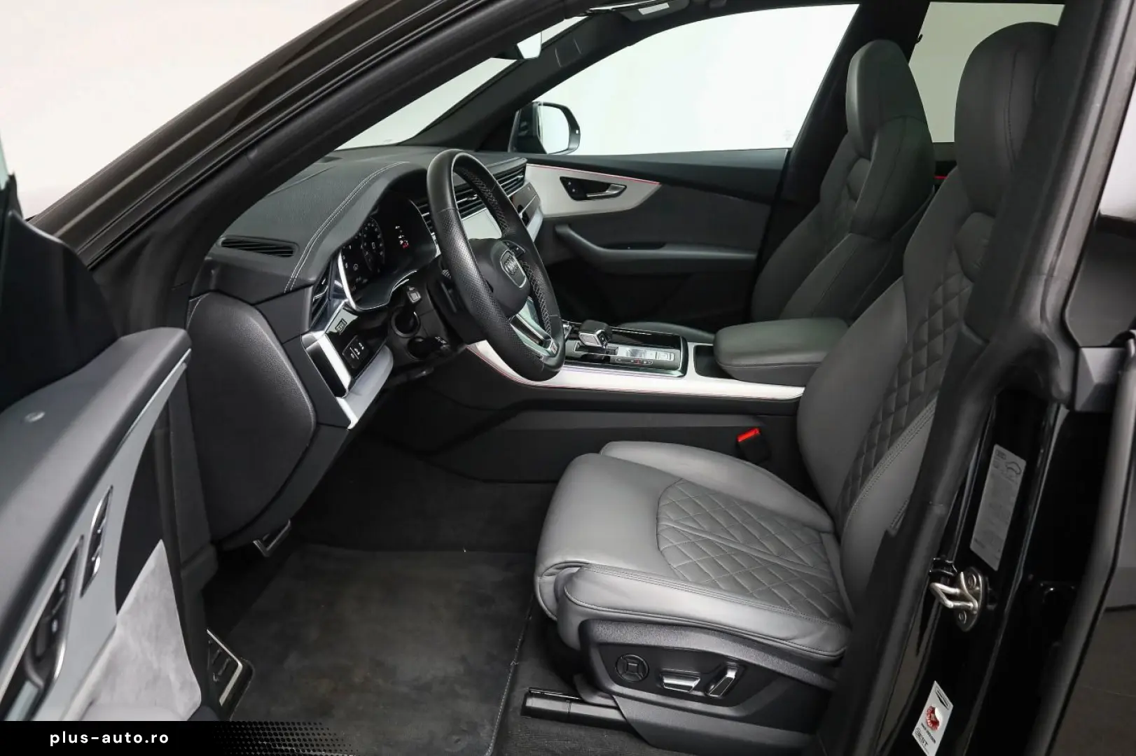 AUDI Q8 50 TDI 3 x S line AHK  Pano  Assist  HUD  B&O