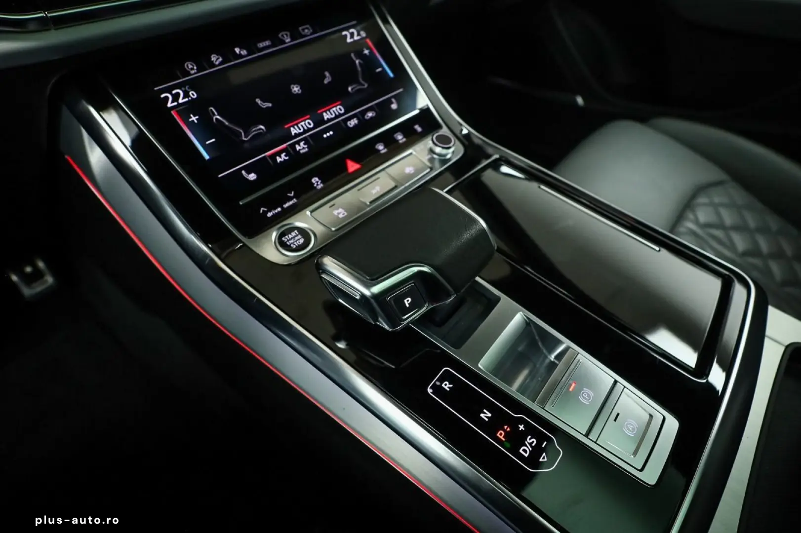 AUDI Q8 50 TDI 3 x S line AHK  Pano  Assist  HUD  B&O