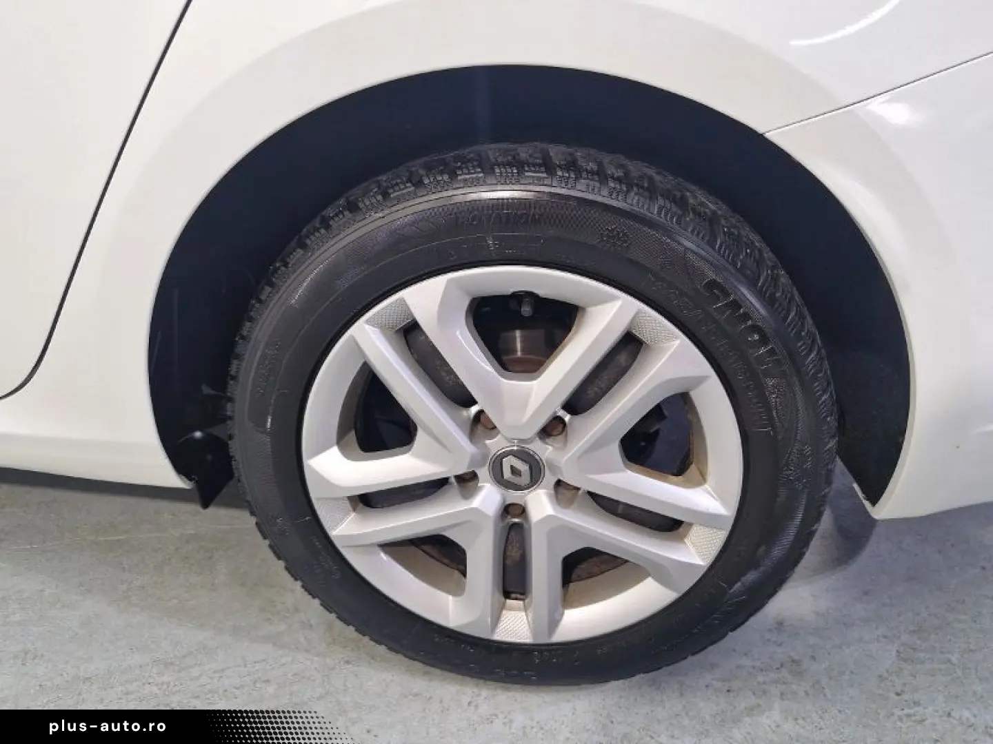 RENAULT MEGANE RFB LE2