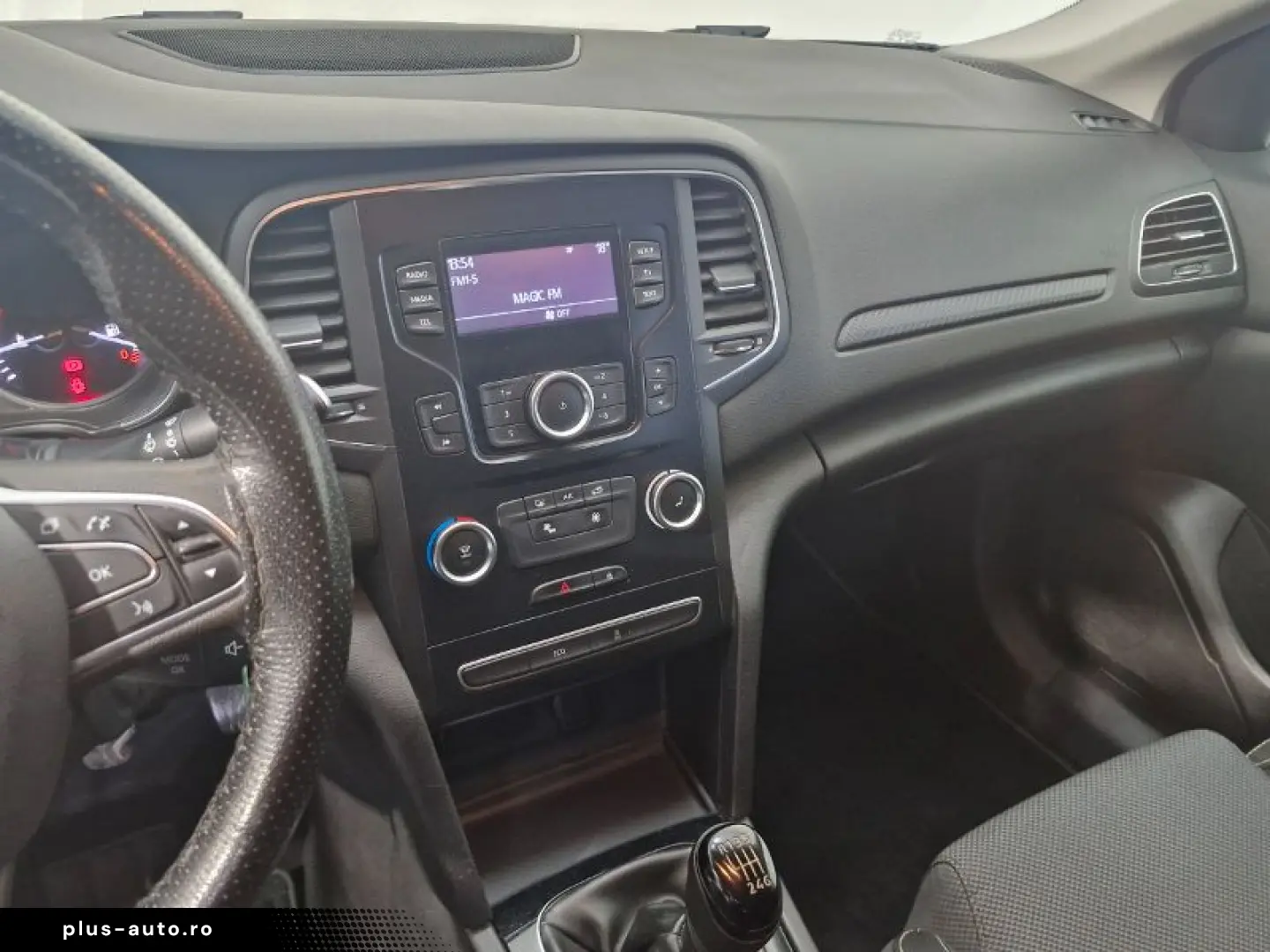 RENAULT MEGANE RFB LE2