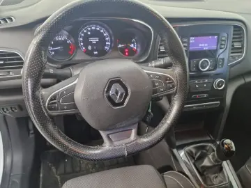 RENAULT MEGANE RFB LE2