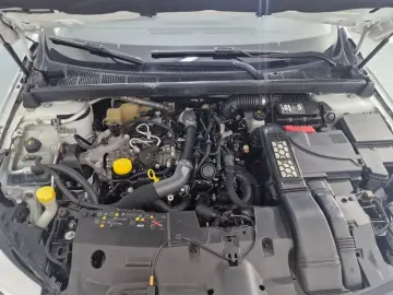 RENAULT MEGANE RFB LE2