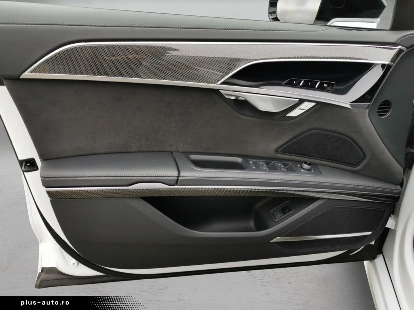 AUDI S8 TFSI tiptronic  PANO HUD AHK STANDHZG. SERVO