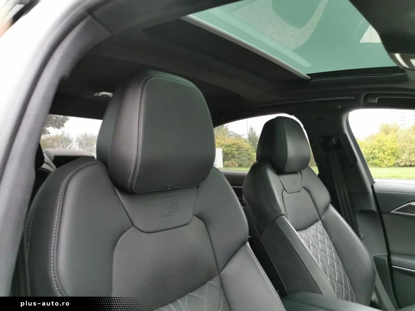 AUDI S8 TFSI tiptronic  PANO HUD AHK STANDHZG. SERVO