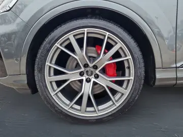 AUDI Q7 55 TFSI qu S line MATRIX AHK PANO STHZG B&O