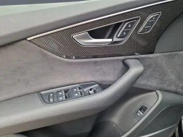 AUDI Q7 55 TFSI qu S line MATRIX AHK PANO STHZG B&O