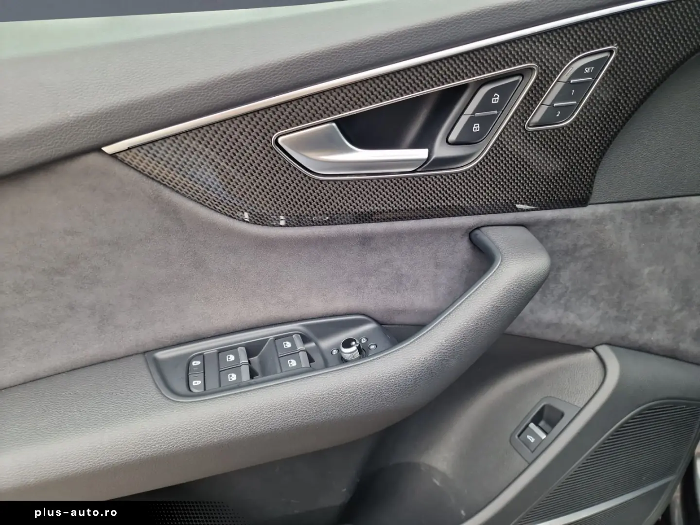 AUDI Q7 55 TFSI qu S line MATRIX AHK PANO STHZG B&O