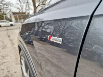 AUDI Q7 55 TFSI qu S line MATRIX AHK PANO STHZG B&O